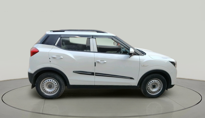 2024 Mahindra XUV300 W4 1.2 PETROL, Petrol, Manual, 41,591 km, exterior