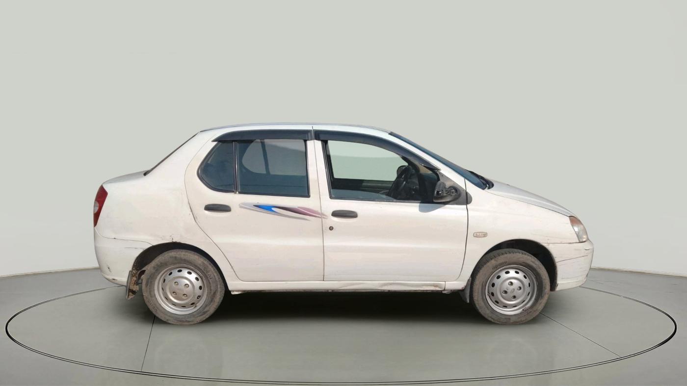 2017 Tata Indigo ECS GLS, CNG, Manual, 1,31,331 km, exterior
