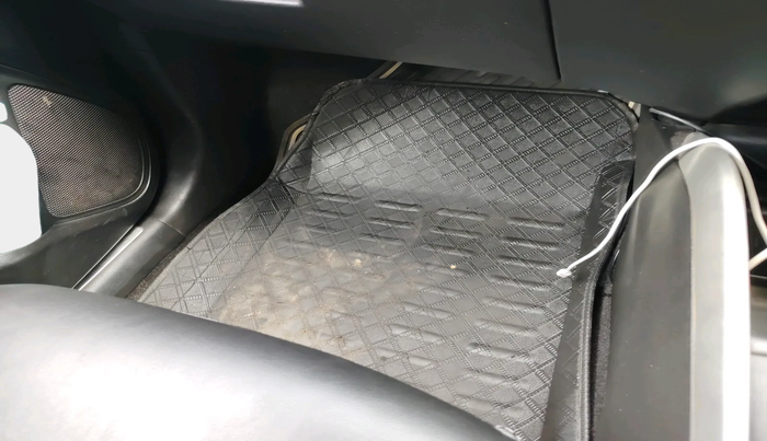 2017 Maruti Baleno DELTA DIESEL 1.3, Diesel, Manual, 87,405 km, interior