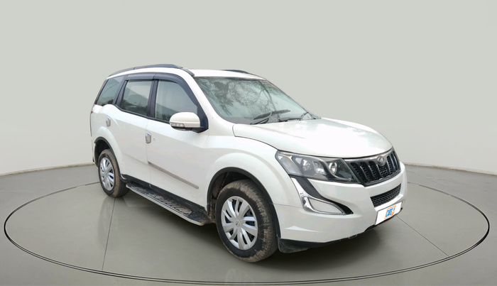 2016 Mahindra XUV500 W6, Diesel, Manual, 1,84,988 km, exterior