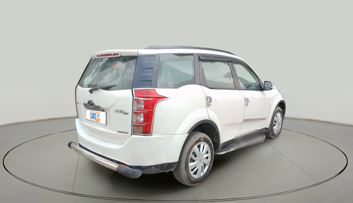 2016 Mahindra XUV500 W6, Diesel, Manual, 1,84,988 km, exterior