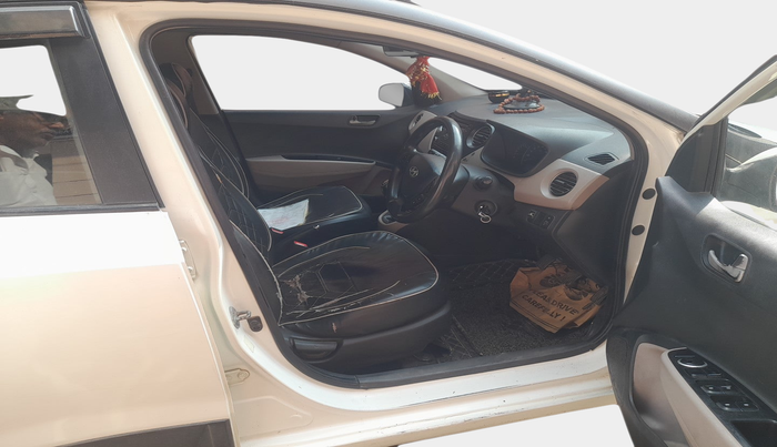 2015 Hyundai Grand i10 SPORTZ 1.2 KAPPA VTVT, Petrol, Manual, 91,216 km, interior