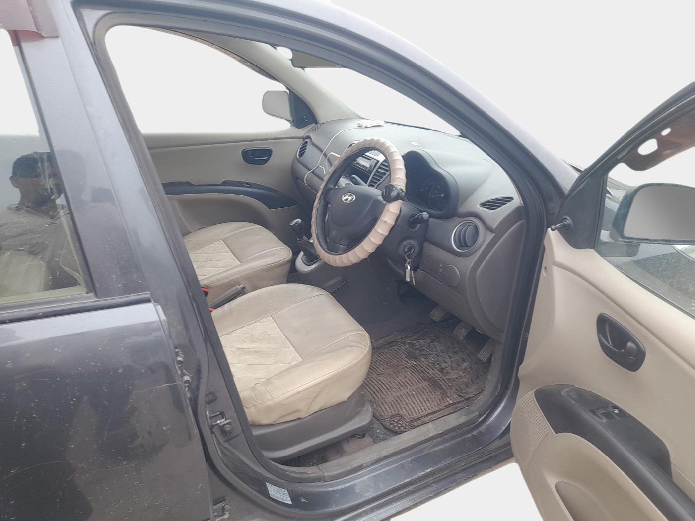 2012 Hyundai i10 ERA 1.1, Petrol, Manual, 34,000 km, interior