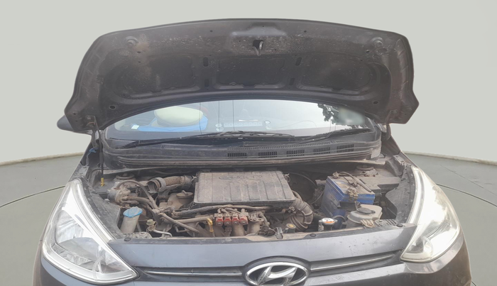 2015 Hyundai Grand i10 SPORTZ 1.2 KAPPA VTVT, Petrol, Manual, 1,14,534 km, exterior