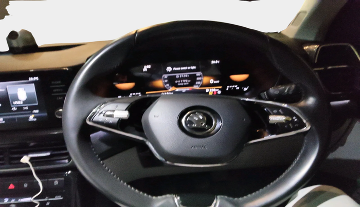 2023 Skoda KUSHAQ STYLE 1.0L TSI MT, Petrol, Manual, 16,424 km, interior