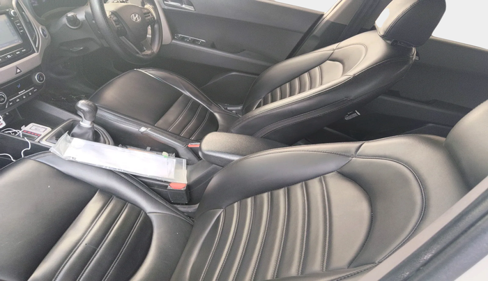 2017 Hyundai Creta SX PLUS 1.6 DIESEL, Diesel, Manual, 1,04,563 km, interior