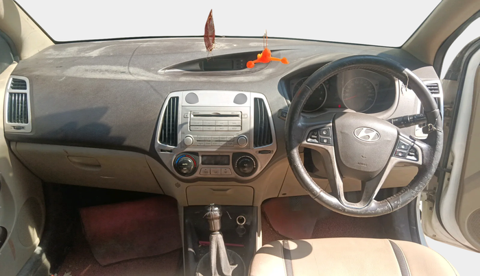 2011 Hyundai i20 SPORTZ (O) 1.2, Petrol, Manual, 57,280 km, interior