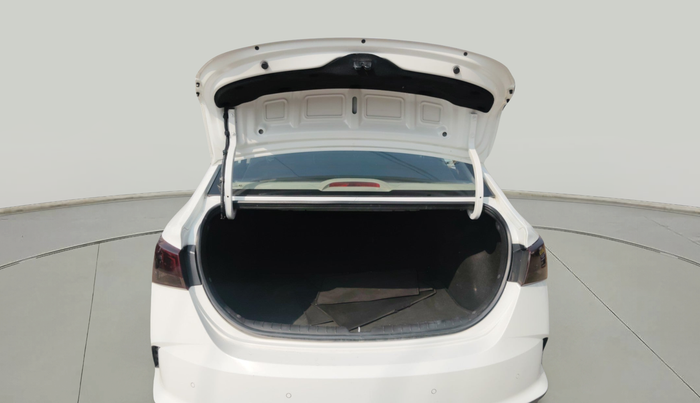 2021 Hyundai Verna SX 1.5 VTVT, Petrol, Manual, 52,353 km, exterior