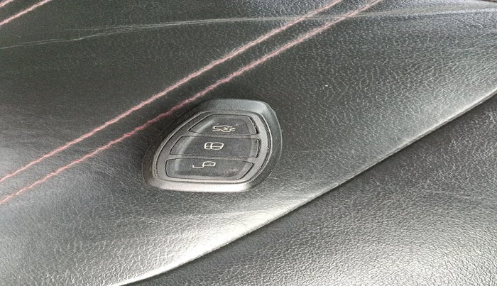 2016 Ford Ecosport TITANIUM 1.5L DIESEL, Diesel, Manual, 1,06,624 km, interior