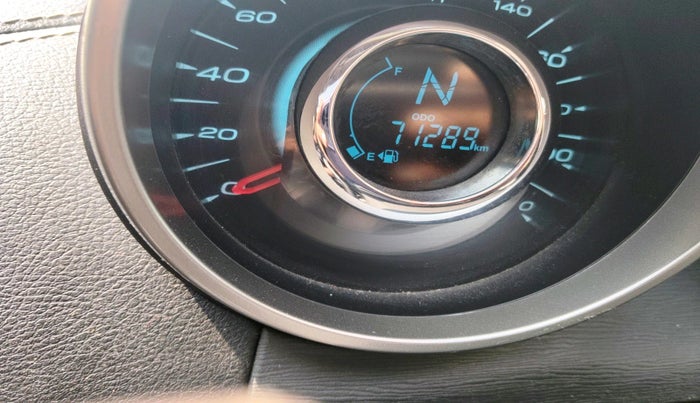 2019 Mahindra XUV500 W11, Diesel, Manual, 71,289 km, interior