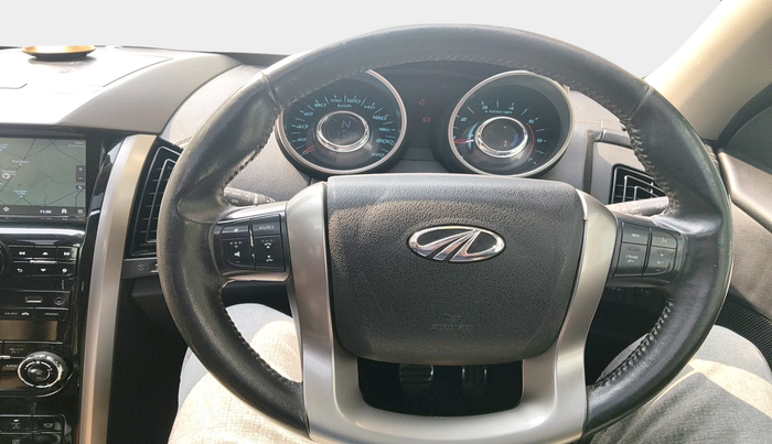 2019 Mahindra XUV500 W11, Diesel, Manual, 71,289 km, interior