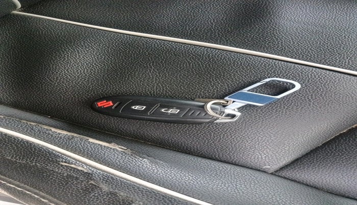2018 Maruti IGNIS ZETA 1.2, Petrol, Manual, 95,109 km, interior