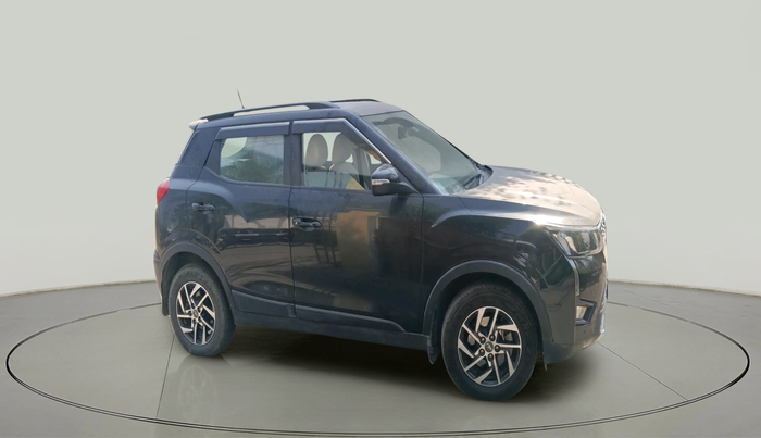 2022 Mahindra XUV300 W8 (O) 1.2 PETROL, Petrol, Manual, 34,869 km, exterior