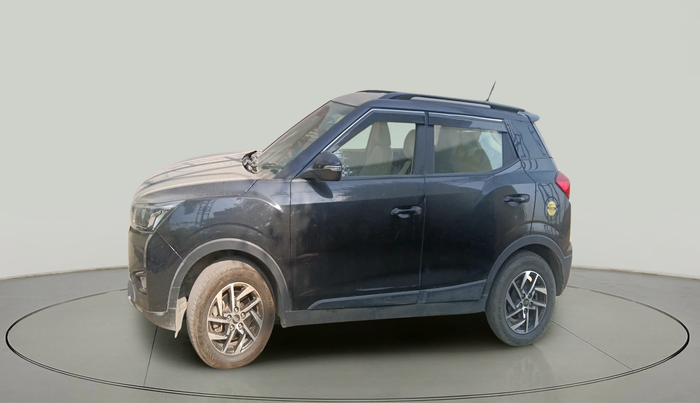 2022 Mahindra XUV300 W8 (O) 1.2 PETROL, Petrol, Manual, 34,869 km, exterior