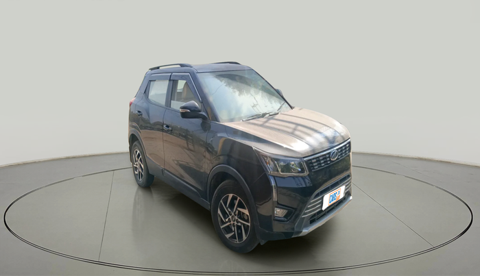 2022 Mahindra XUV300 W8 (O) 1.2 PETROL, Petrol, Manual, 34,869 km, exterior