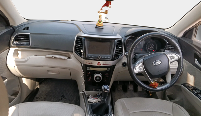2022 Mahindra XUV300 W8 (O) 1.2 PETROL, Petrol, Manual, 34,869 km, interior