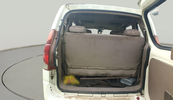 2011 Mahindra Xylo E4, Diesel, Manual, 1,85,117 km, exterior