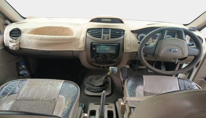 2011 Mahindra Xylo E4, Diesel, Manual, 1,85,117 km, interior