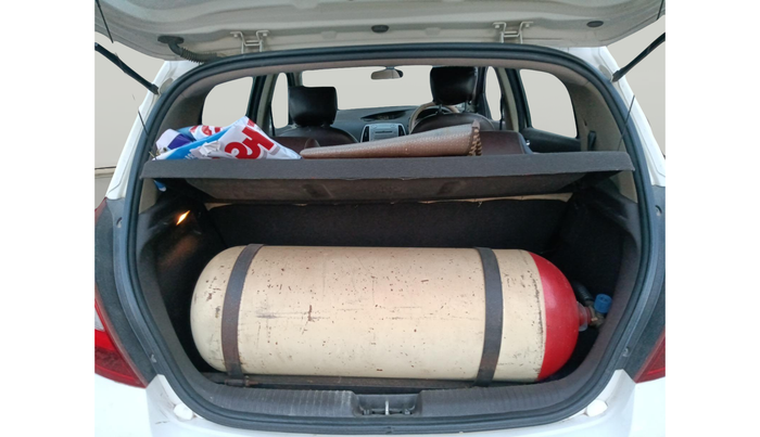 2011 Hyundai i20 MAGNA 1.2, Petrol, Manual, 1,08,161 km, exterior