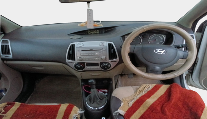 2011 Hyundai i20 MAGNA 1.2, Petrol, Manual, 1,08,161 km, interior