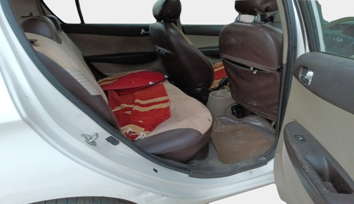 2011 Hyundai i20 MAGNA 1.2, Petrol, Manual, 1,08,161 km, interior