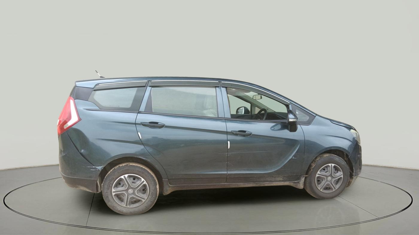 2018 Mahindra MARAZZO M4 8 STR, Diesel, Manual, 68,849 km, exterior