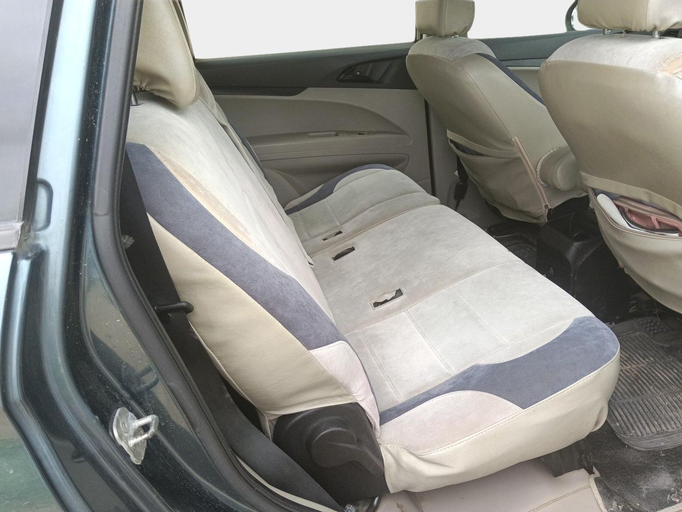 2018 Mahindra MARAZZO M4 8 STR, Diesel, Manual, 68,849 km, interior