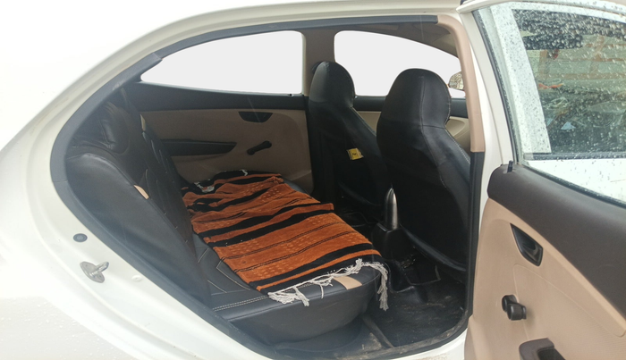 2014 Hyundai Eon ERA +, Petrol, Manual, 1,31,152 km, interior
