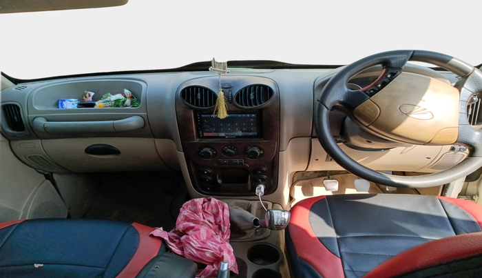 2010 Mahindra Scorpio VLX 2WD, Diesel, Manual, 1,43,923 km, interior