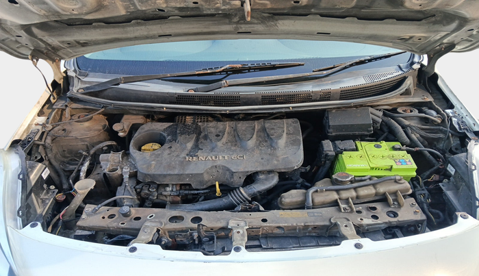 2013 Renault Scala RXL DIESEL, Diesel, Manual, 1,14,756 km, exterior