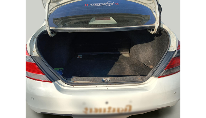 2013 Renault Scala RXL DIESEL, Diesel, Manual, 1,14,756 km, exterior