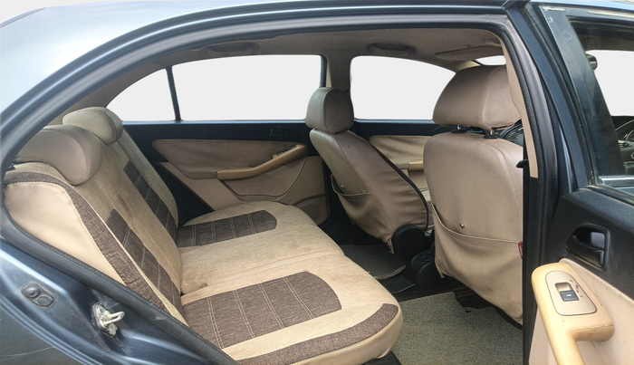 2012 Tata Indica Vista VX QUADRAJET, Diesel, Manual, 80,249 km, interior