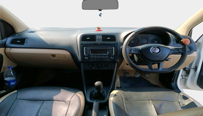 2016 Volkswagen Ameo COMFORTLINE 1.2L, CNG, Manual, 1,47,900 km, interior