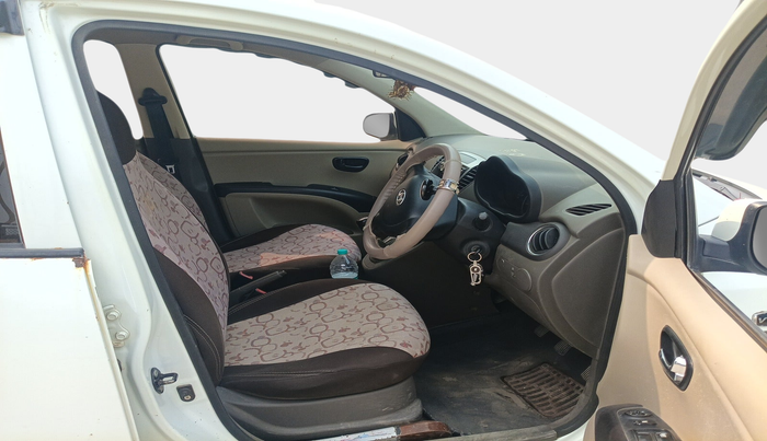 2012 Hyundai i10 MAGNA 1.2, Petrol, Manual, 1,05,660 km, interior