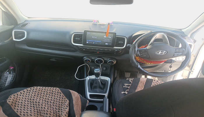 2020 Hyundai VENUE SX 1.0 TURBO, Petrol, Manual, 81,974 km, interior