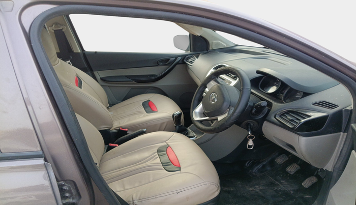 2016 Tata Tiago XT PETROL, Petrol, Manual, 84,250 km, interior