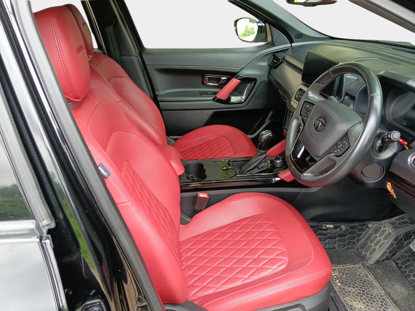 2023 Tata Harrier XZA + O 2.0L RED DARK EDITION 5 STR, Diesel, Automatic, 68,094 km, interior