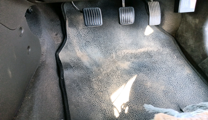 2012 Hyundai i10 MAGNA 1.1, Petrol, Manual, 1,16,620 km, interior