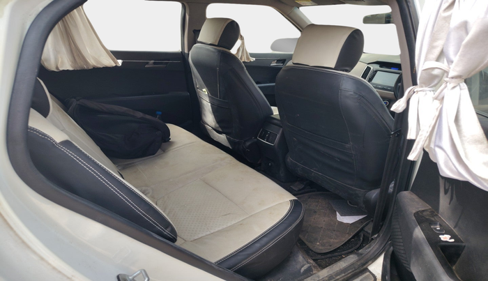 2016 Hyundai Creta SX PLUS 1.6 PETROL, Petrol, Manual, 1,11,841 km, interior