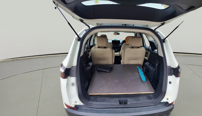 2023 Tata Safari XZ PLUS 6S ADVENTURE, Diesel, Manual, 27,068 km, exterior