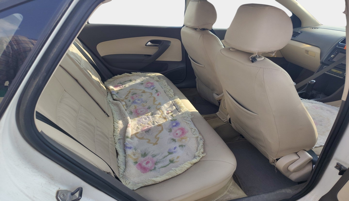 2011 Volkswagen Vento HIGHLINE 1.6 MPI, Petrol, Manual, 89,712 km, interior