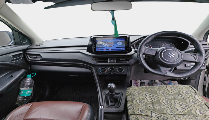 2022 Maruti BREZZA LXI SMART HYBRID, Petrol, Manual, 71,665 km, interior