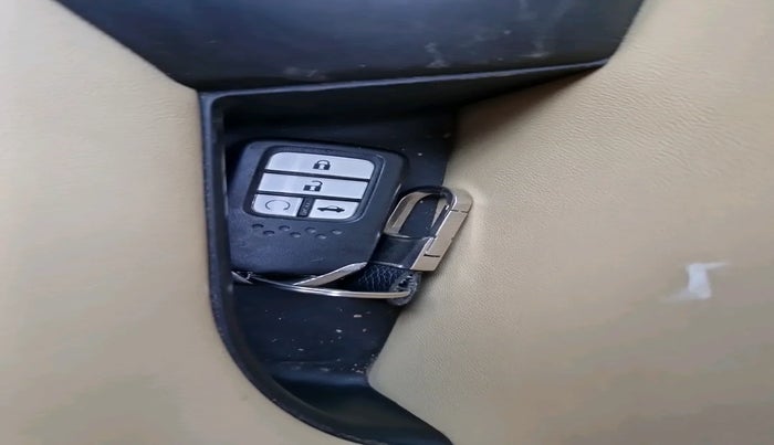 2021 Honda City 1.5L I-VTEC ZX CVT, Petrol, Automatic, 30,425 km, interior