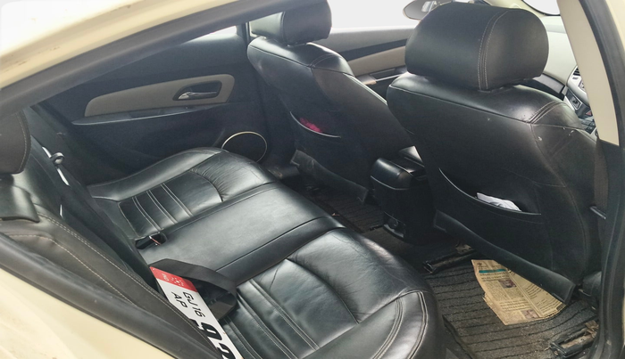 2011 Chevrolet Cruze LTZ, Diesel, Manual, 89,311 km, interior