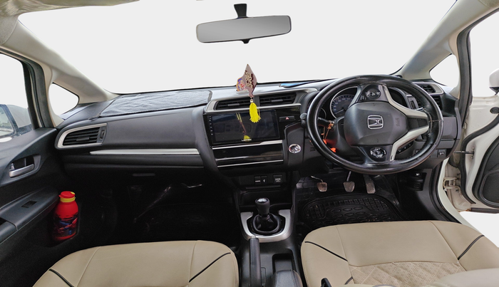 2018 Honda WR-V 1.5L I-DTEC VX MT, Diesel, Manual, 1,30,437 km, interior