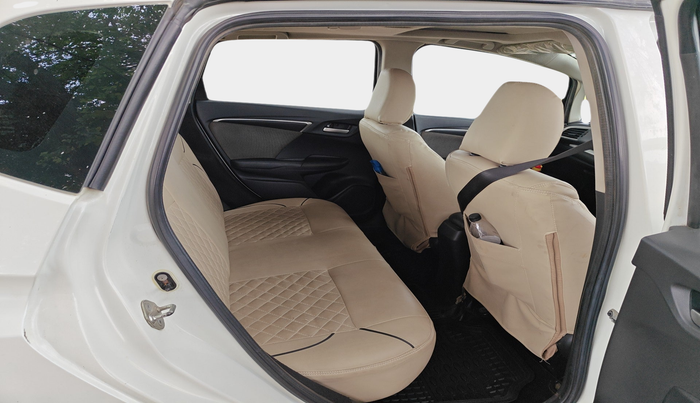 2018 Honda WR-V 1.5L I-DTEC VX MT, Diesel, Manual, 1,30,437 km, interior