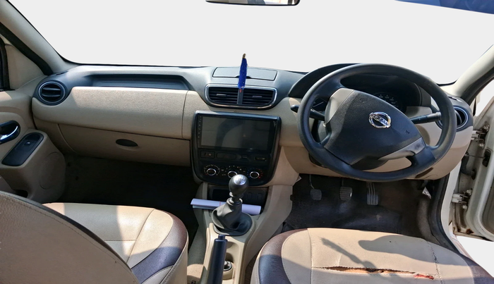 2014 Nissan Terrano XL D THP 110 PS, Diesel, Manual, 1,57,382 km, interior