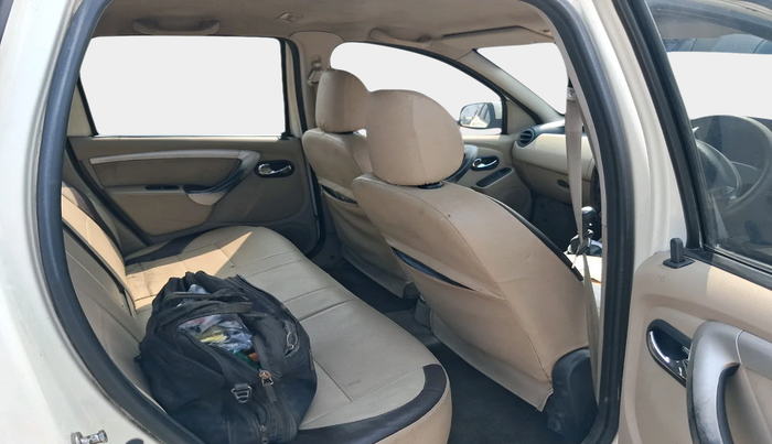 2014 Nissan Terrano XL D THP 110 PS, Diesel, Manual, 1,57,382 km, interior