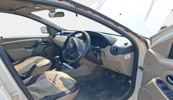 2014 Nissan Terrano XL D THP 110 PS, Diesel, Manual, 1,57,382 km, interior