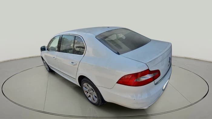 2011 Skoda Superb ELEGANCE 1.8 TSI MT, Petrol, Manual, 68,700 km, exterior